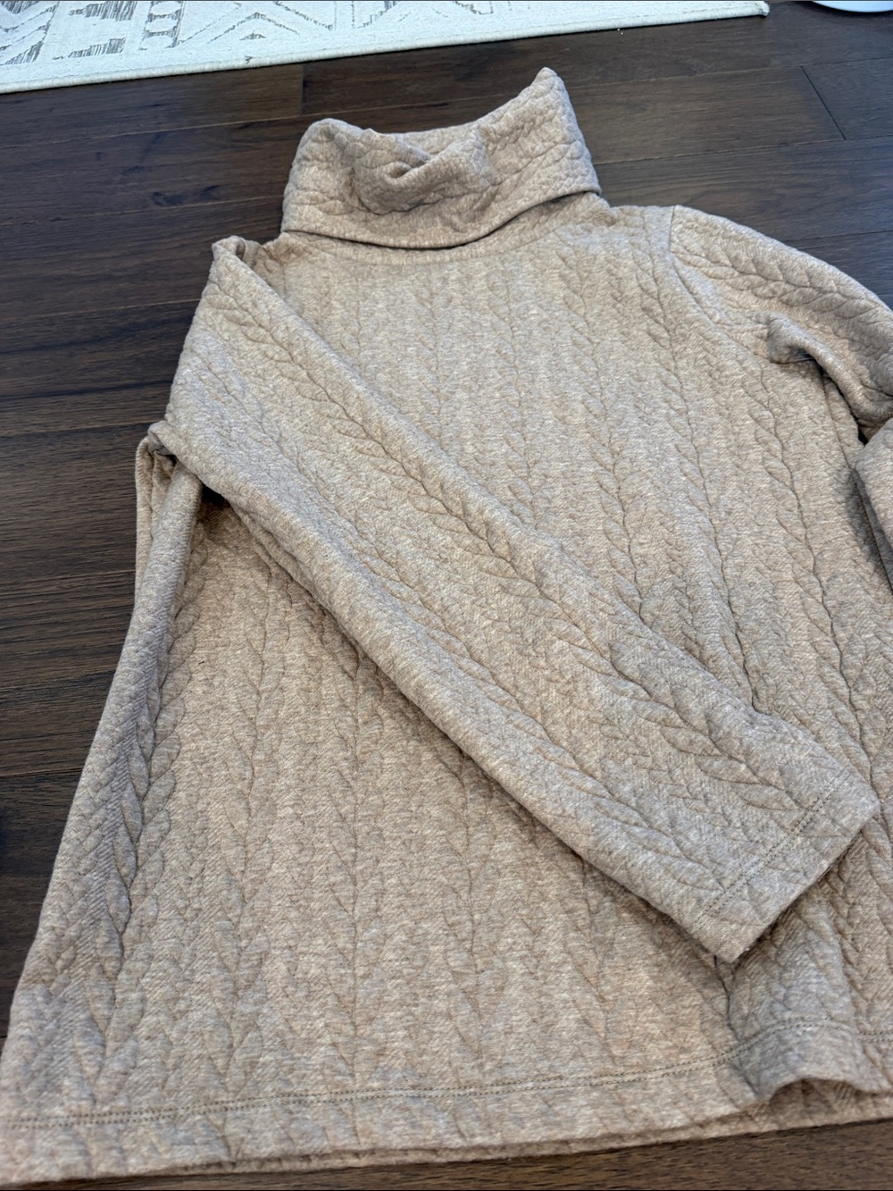 J. Crew Beige Quilted Turtleneck Sweater Size Small - C67-061 - Picture 4 of 8